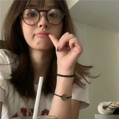 拒做垫脚石后我独美